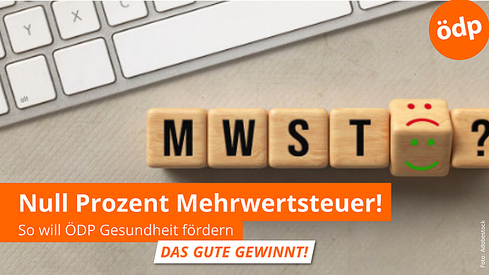 MWST in Scrabbel-Buchstaben aus Holz dargestellt