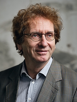 Prof. Dr. Michael Braungart Prof. Dr. Michael Braungart