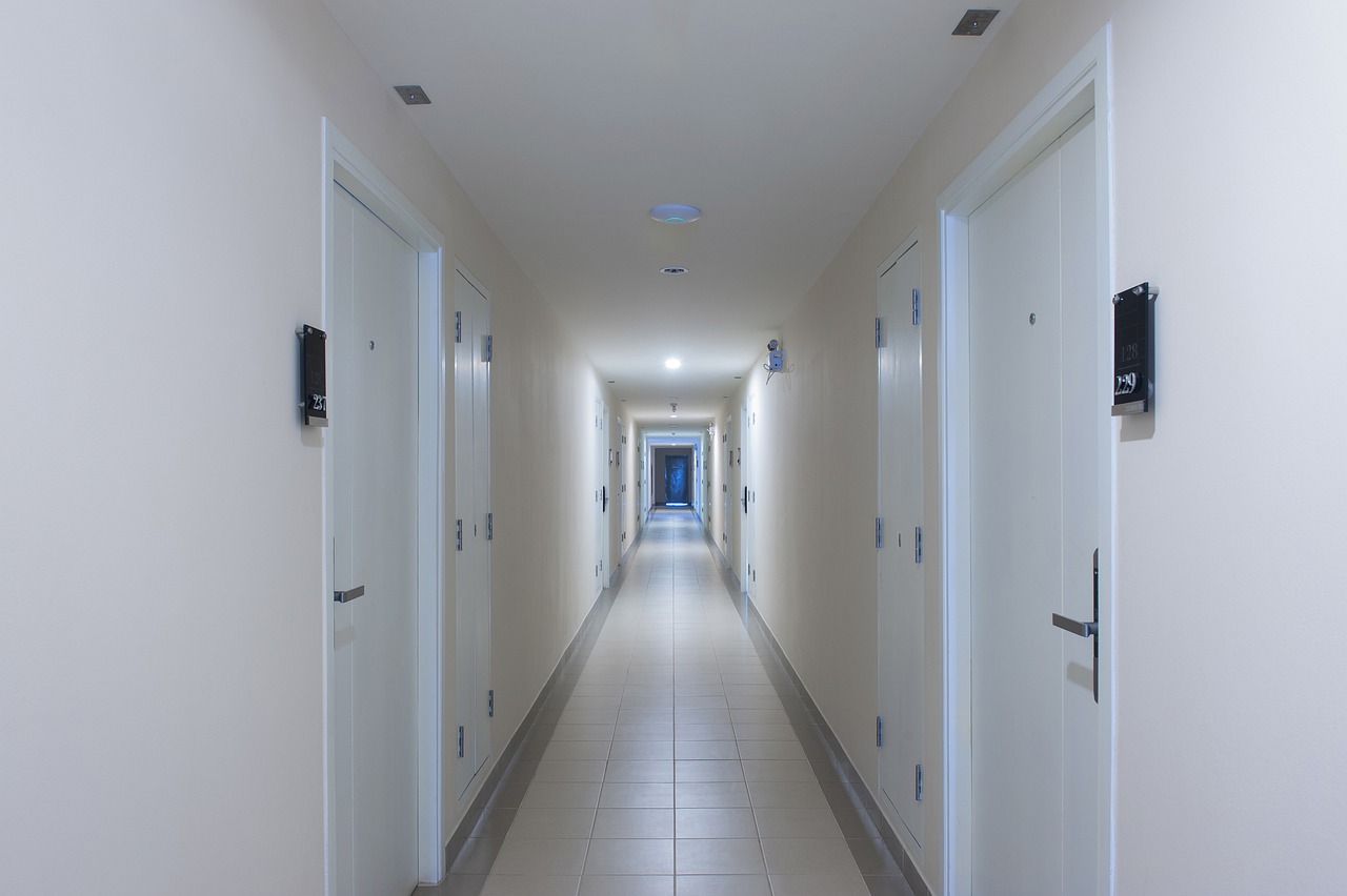 Symbolbild Corridor -- pixabay.com/SookyungAn