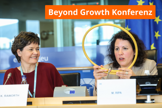 Kate Raworth und Manuela Ripa auf der Beyond Growth Konferenz