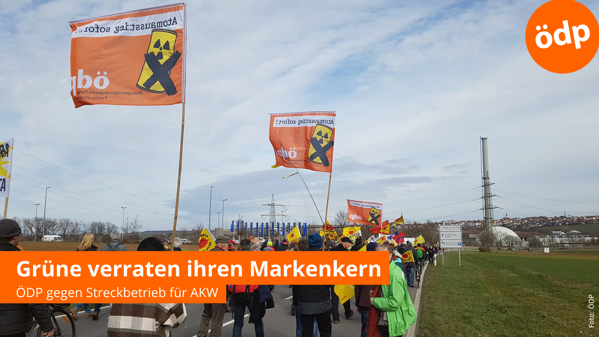 ÖDP Mitglieder protestieren gegen AKW Neckarwestheim